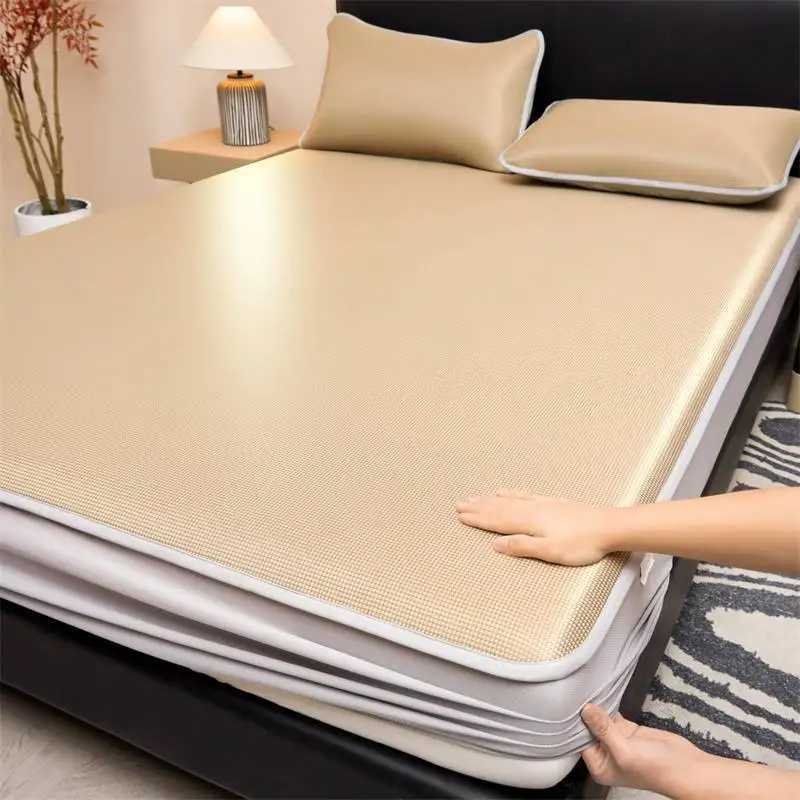 2025 new carbon light ice silk mat mattress model single-piece three-piece set solid color light luxury cool mat mattress model D260317