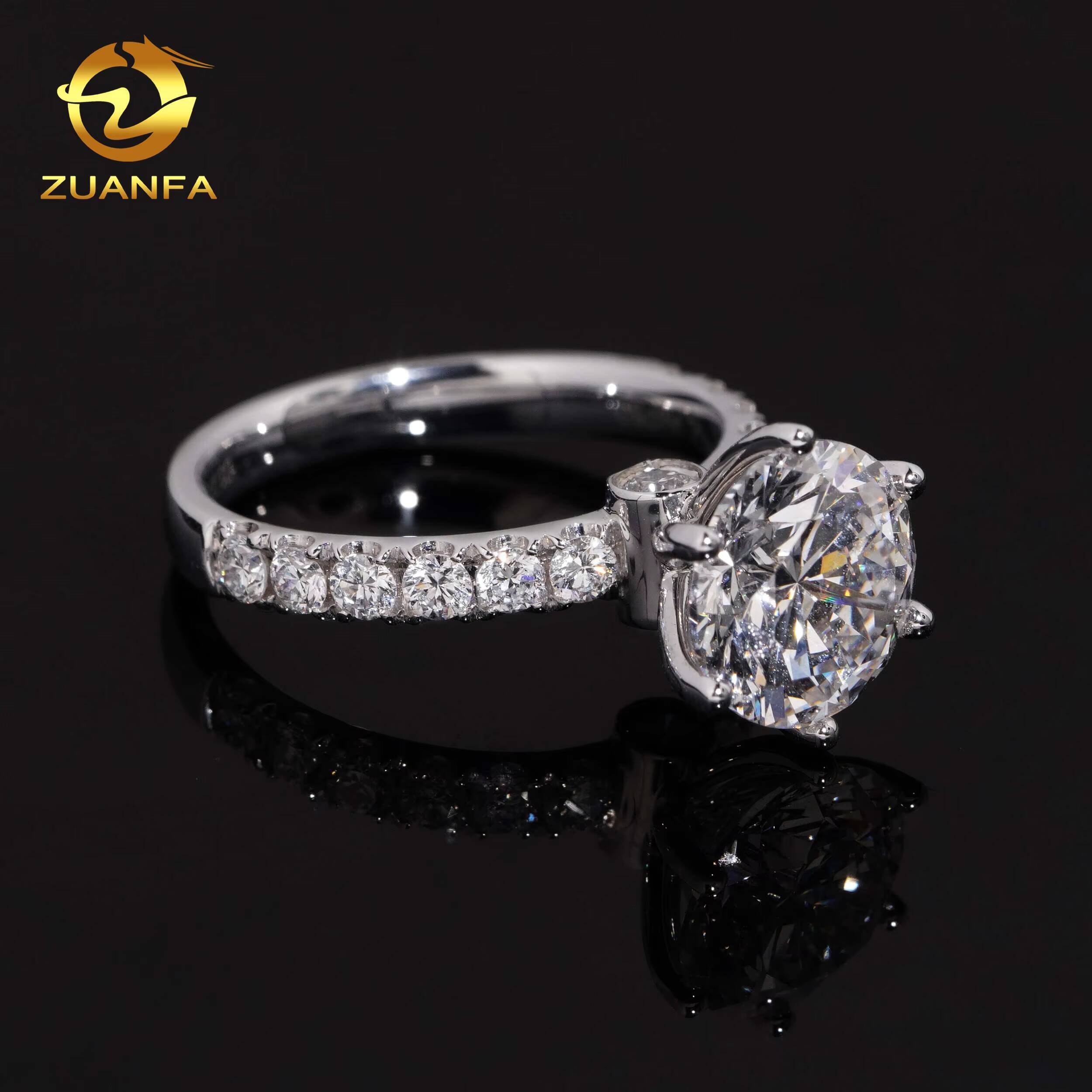 IGI Certificate Fine Jewelry Women Fashion 3 Ct Lab Grown Diamond VVS Engagement Wedding Ring in 18K Gold