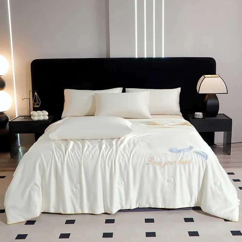 2025 new washed silk embroidered summer quilt cool washed ice silk air conditioner quilt single piece summer quilt D260317