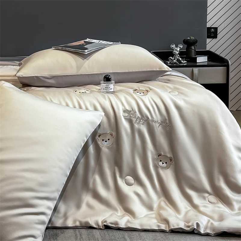 Air Condition Comforter for Summer Pure Color Ice Silk Cooling Blanket Lightweight and Smooth Twin/King Size Cold Quilt D260317