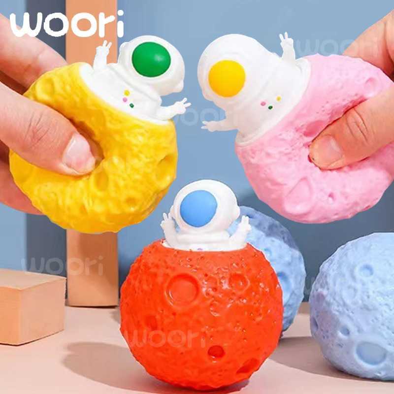 Squeeze Astronauts Planet TPR Cup Anti Stress Pop Up Funny Toys Joke Decompression Fidget Sensory Stress Gift for Kids Adults H260317