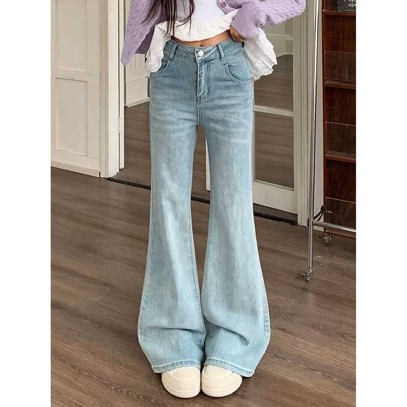 Hot Sale Women Chic Designer Low Waist Flared Jeans s New Baggy Straight Leg Pants Female Classic Blue Denim Trousers M260317