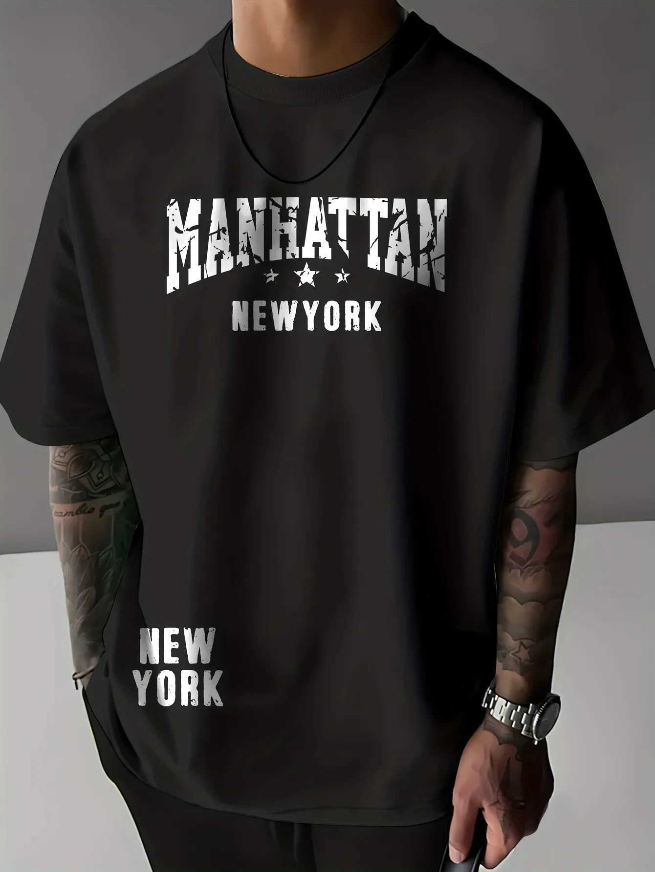 Men Summer Letter-print T-shirt with Round Neckline Street Style Suitable for Summer Casual Wear Trendy an Versatile Looks Great M260317