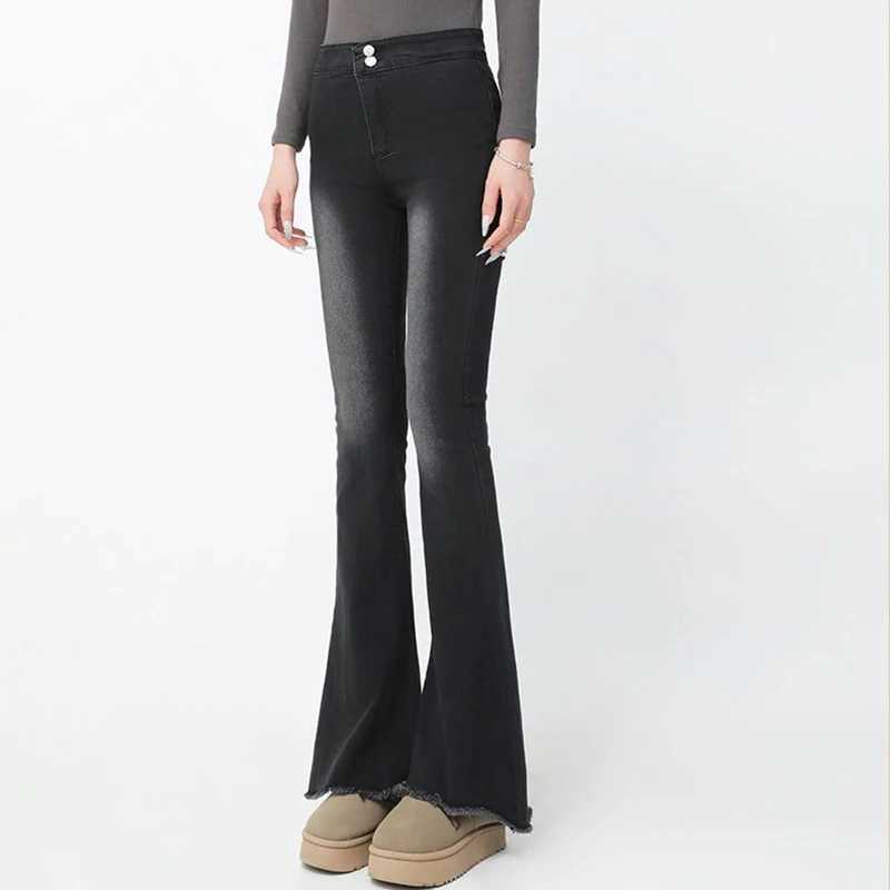 Women Black Gray Straight Leg Flared Jeans Lady Slim Fit Denim Trousers s Chic Fashion Raw Edges High Waist Pants M260317