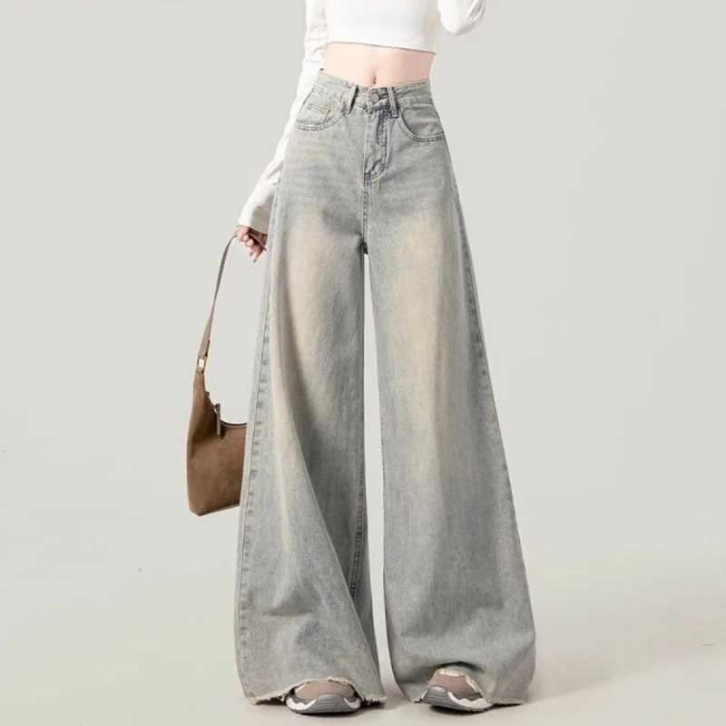 Chic Designer Lady Raw Edge High Waist Jeans Pants Women Fashion Straight Leg Denim Pants s Korean Casual Loose Trousers M260317