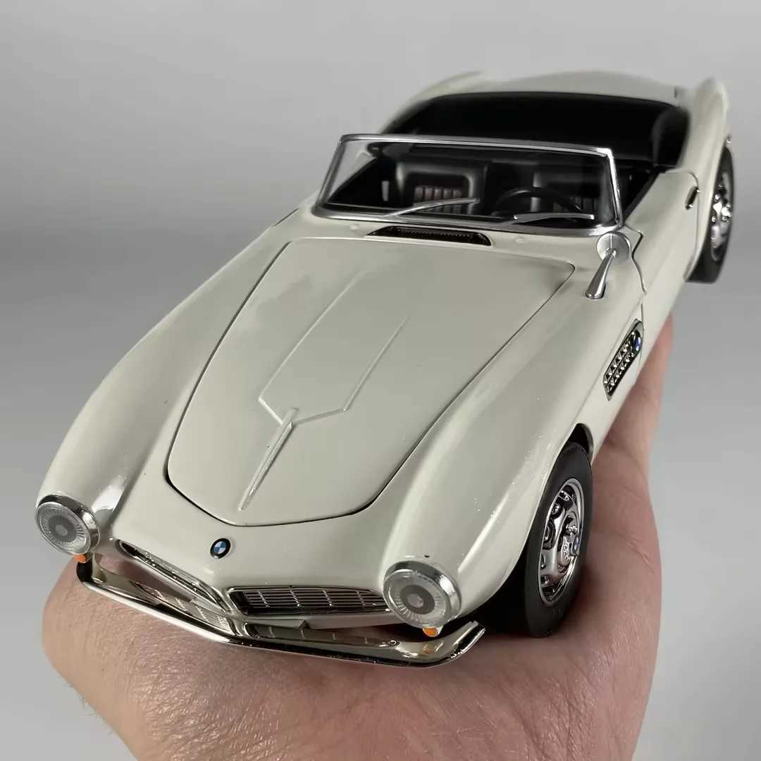 124 BMW 507 1950 530LI Vintage Roadster Alloy Metal Diecast Model Car Sound and Light Pull Back Childrens Toy Collectible Gift D260317