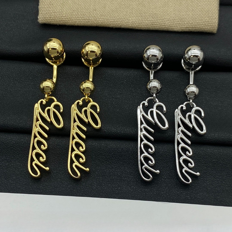 High-quality 18K Gold Stud Earrings for Ladies Luxury Vintage Designer Earrings Classic Letter Earrings Fashion Jewelry Wedding Party Gift