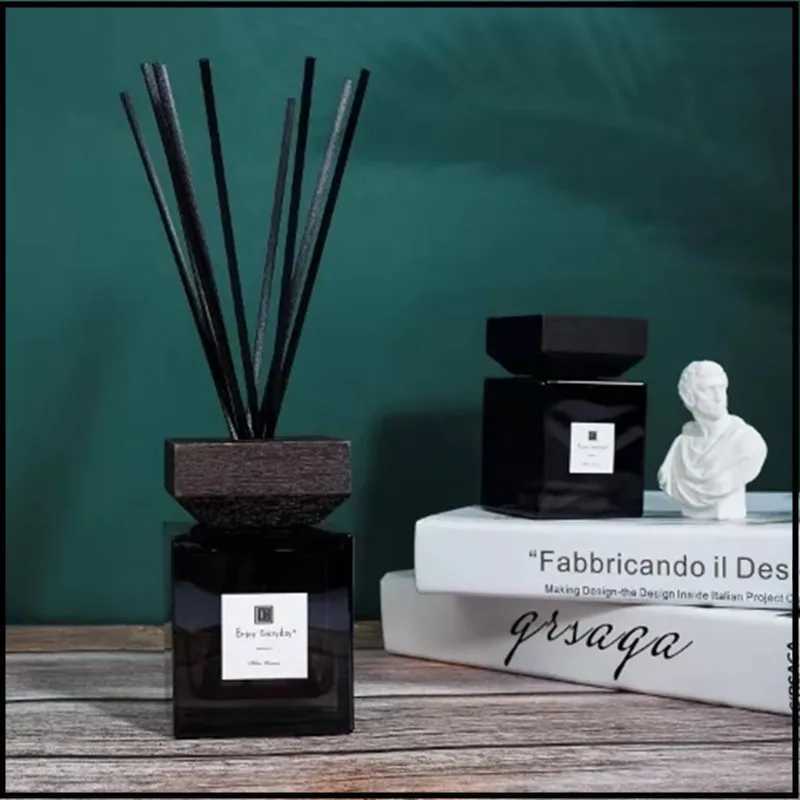 100ml/200ml Sqaure Aromatherapy Bottles Reed Diffuser Refill Accessaries Empty Glass Bottles Rattan Sticks and Wooden Caps D260317