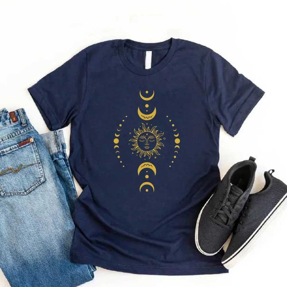 Sun and Moon Stars T-Shirt Celestial Tshirt Boho Sun Moon T-Shirts Women Short Sleeve T Shirts Retro Mystical Tee Women Clothes M260317