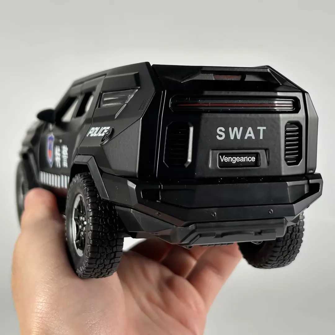 124 Rezvani Vengeance Off Road SUV Alloy Metal Diecast Model Car Home Decoration Collectibles Hobby Display Holiday Ornaments D260317