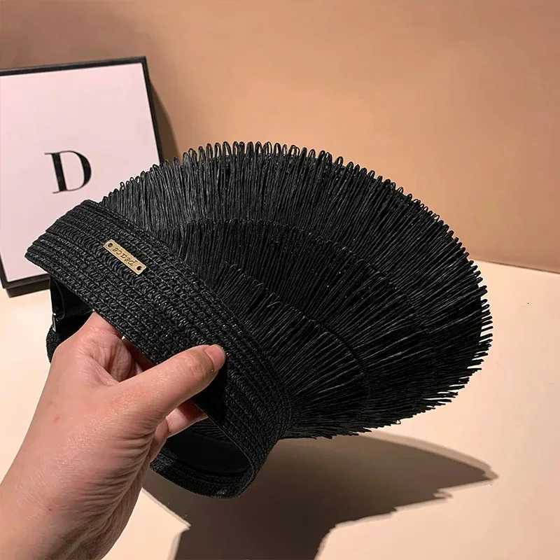 New Designer Fashion brand Sun fringe straw hat Womens summer empty top Sun hat Outdoor Parma UV protection beach sun hat H260317 - view 7