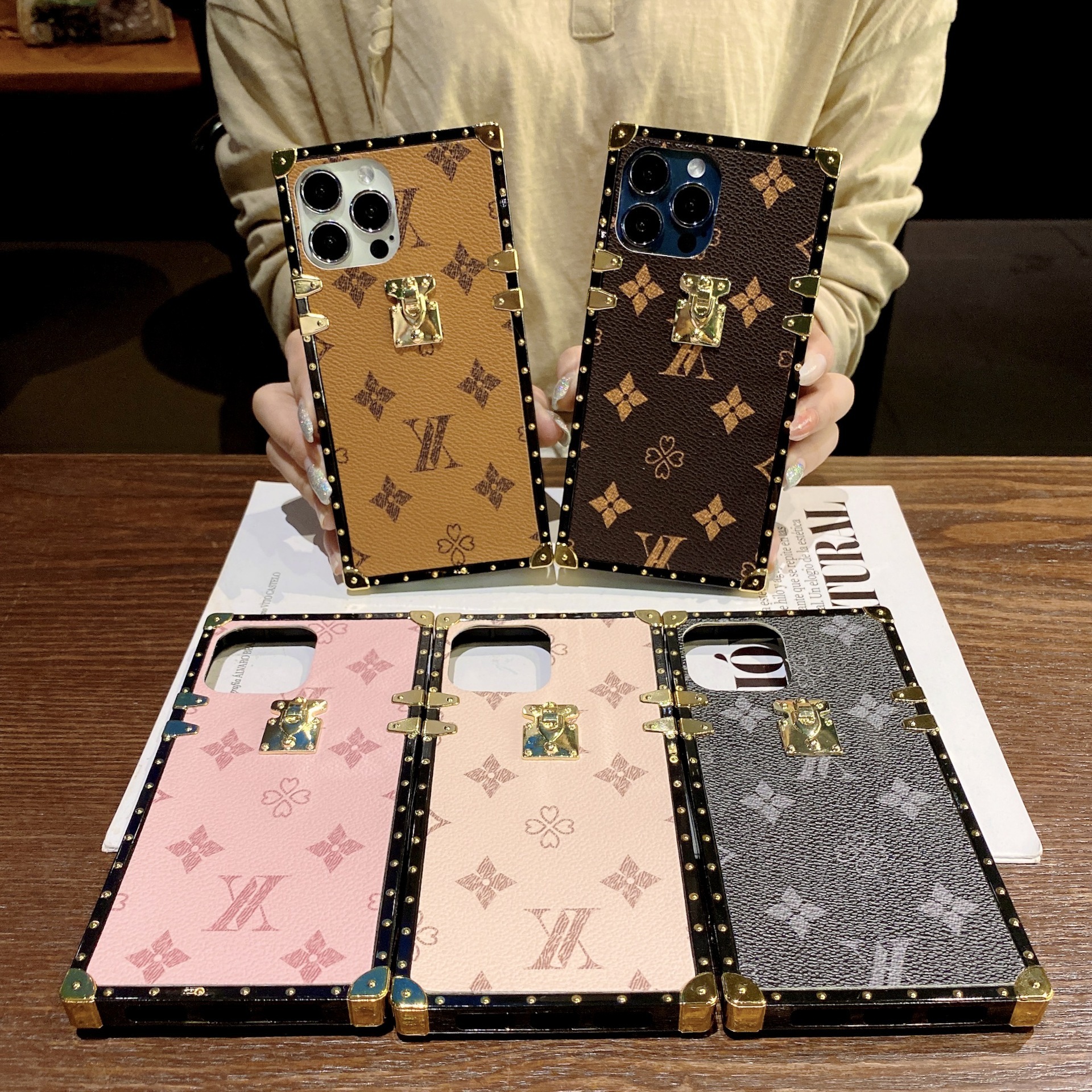 Phone Case Foreign Trade Suitable For iPhone 17 Square Trendy Apple 15 Samsung S25u Classic Fashion Brand Leather Texture