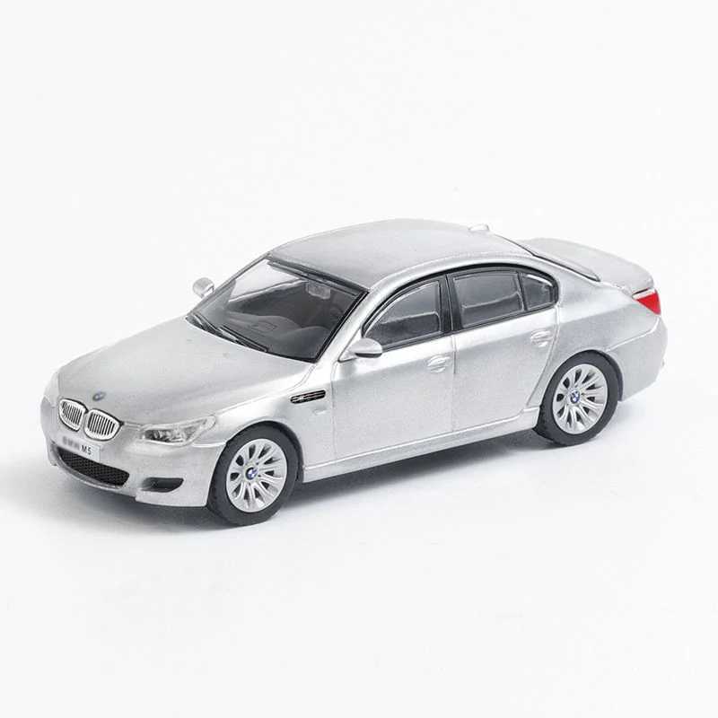 SHADOW 164 M5 E60 Alloy Model Car For Six Colors D260317