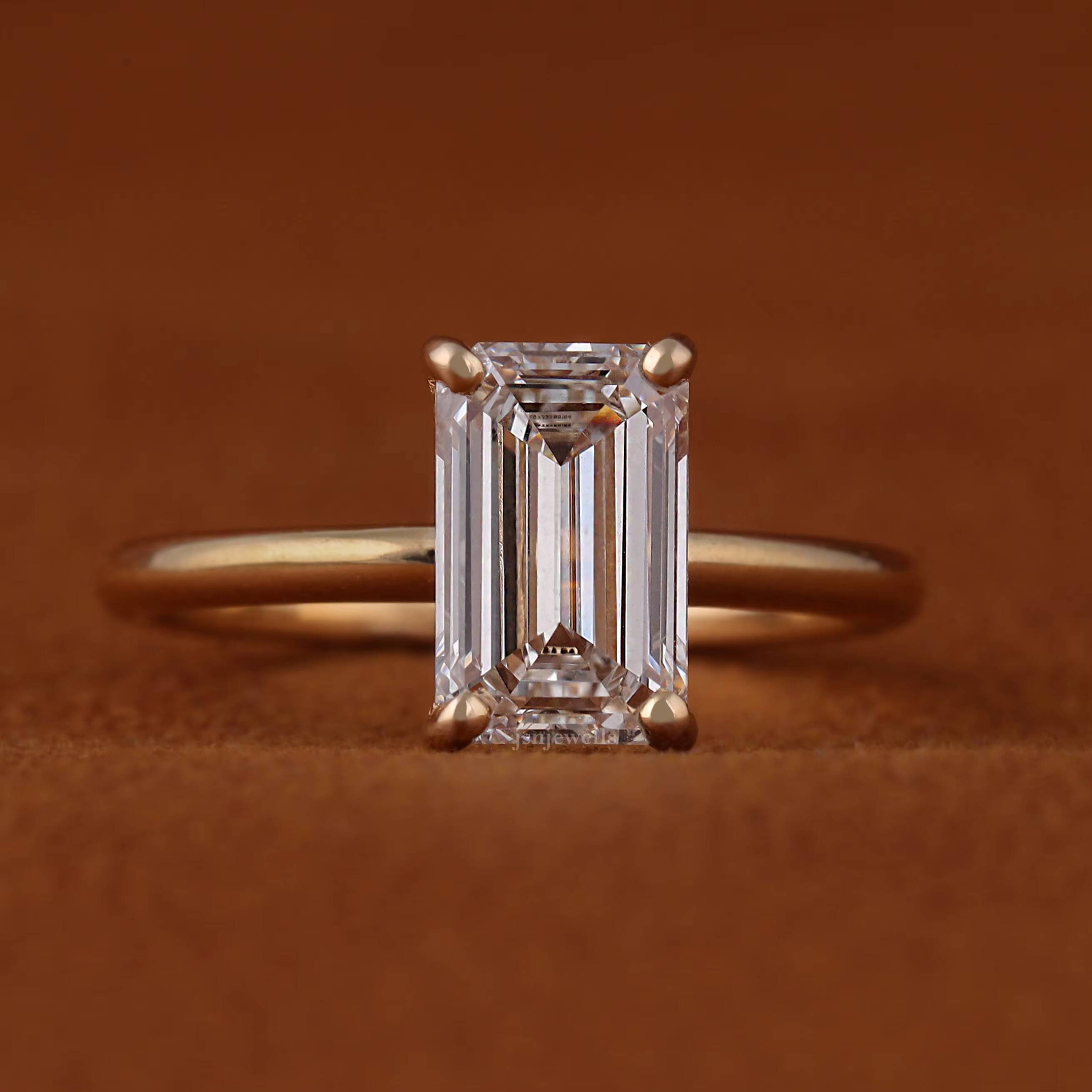 IGI Certified Lab Grown Diamond Classic Engagement Rings Emerald Cut Prong Setting for Men Women 15ct HPHT CVD 14K Solid Gold