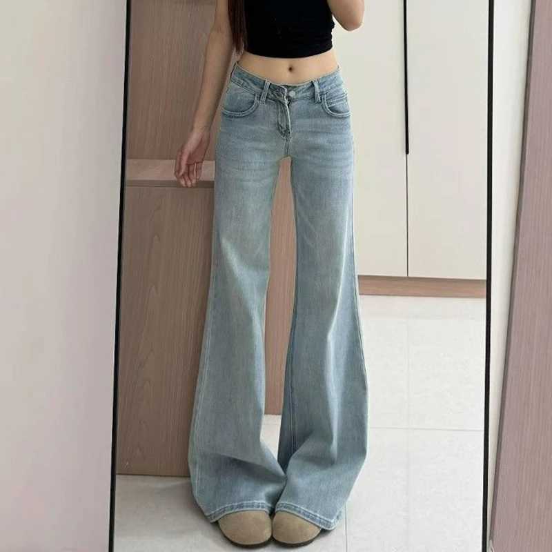2025 High Street Women Low Waist Flare Jeans Lady Chic Retro Slim Fit Thin Pants s Fashion Casual Denim Trousers M260317