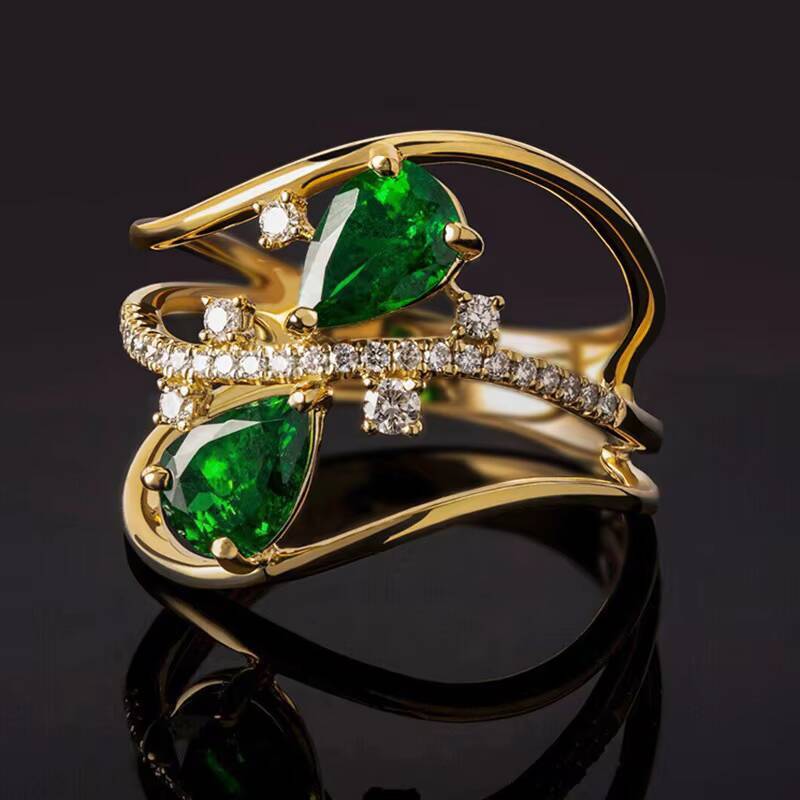 T0926 Womens Cocktail Ring Emerald Pear Shape Prong Setting Natural Stone Engagement Fashion Jewelry