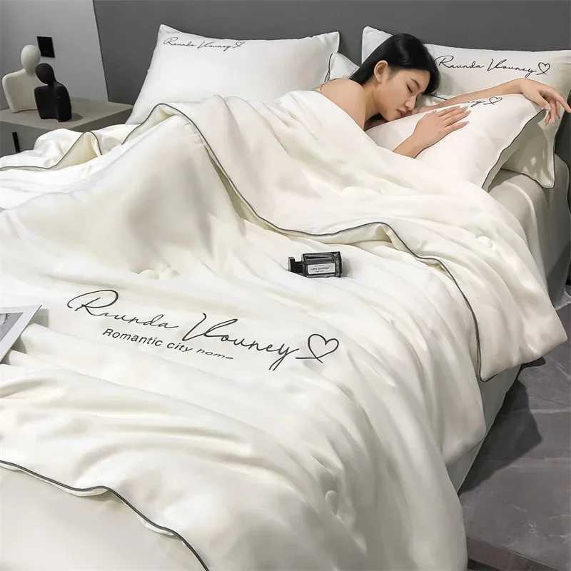 100 Washed Silk Summer Quilt Embroidery Smooth Ice Cooling Comforter for Bed Silky Solid Blanket Soft Cool Summer Blanket D260317