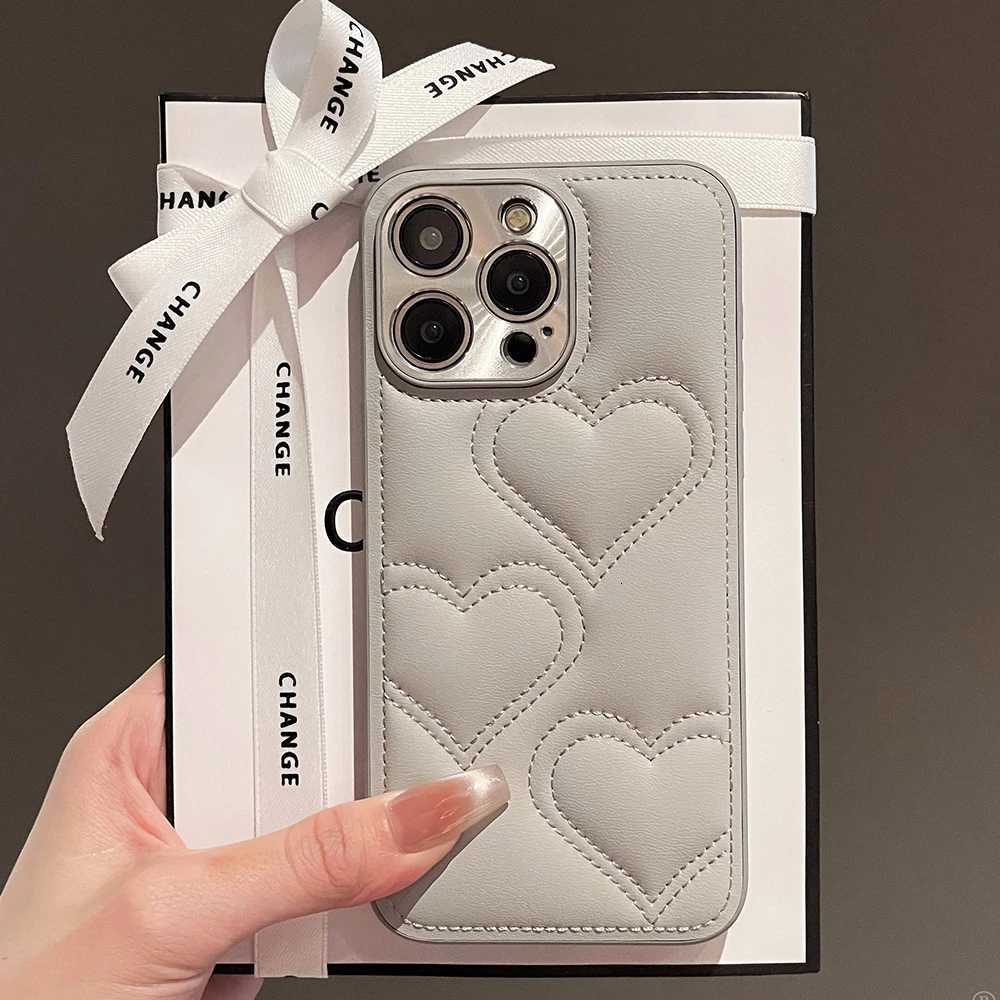 Luxury Electroplated Leather Phone Case For iPhone 17 16 15 14 Pro Max 16E Air Cartoon Love Soft Protective Phone Cover C260314