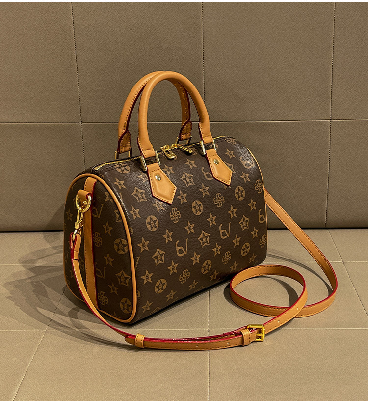 Shoulder bag 2026 new women's bag texture single shoulder diagonal cross bag Boston bag Pillow bag Handheld