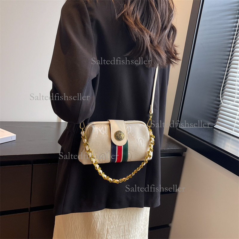 2026 Luxury Jacquard Canvas Women's Handbag Fashion Letter Embroidery Color Contrast Underarm Stick Bag Classic Trendy Essential Single Shoulder 