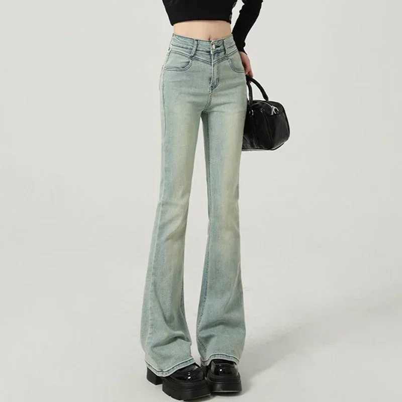 Woman Light Blue High Waist Flared Jeans Hot Sale Lady Slim Fit Thin Pants s Classic Straight Leg Denim Trousers M260317
