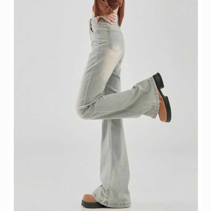 2026 Lady High Waist Thin Flared Jeans s Comfortable Straight Leg Denim Trousers Women Fashion Solid Casual Pants M260317