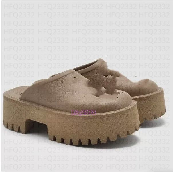 Luxury slipper brand designer ladies hollowed out platform sandals for women transparent material made of fashion sun beach women shoes slippers 67