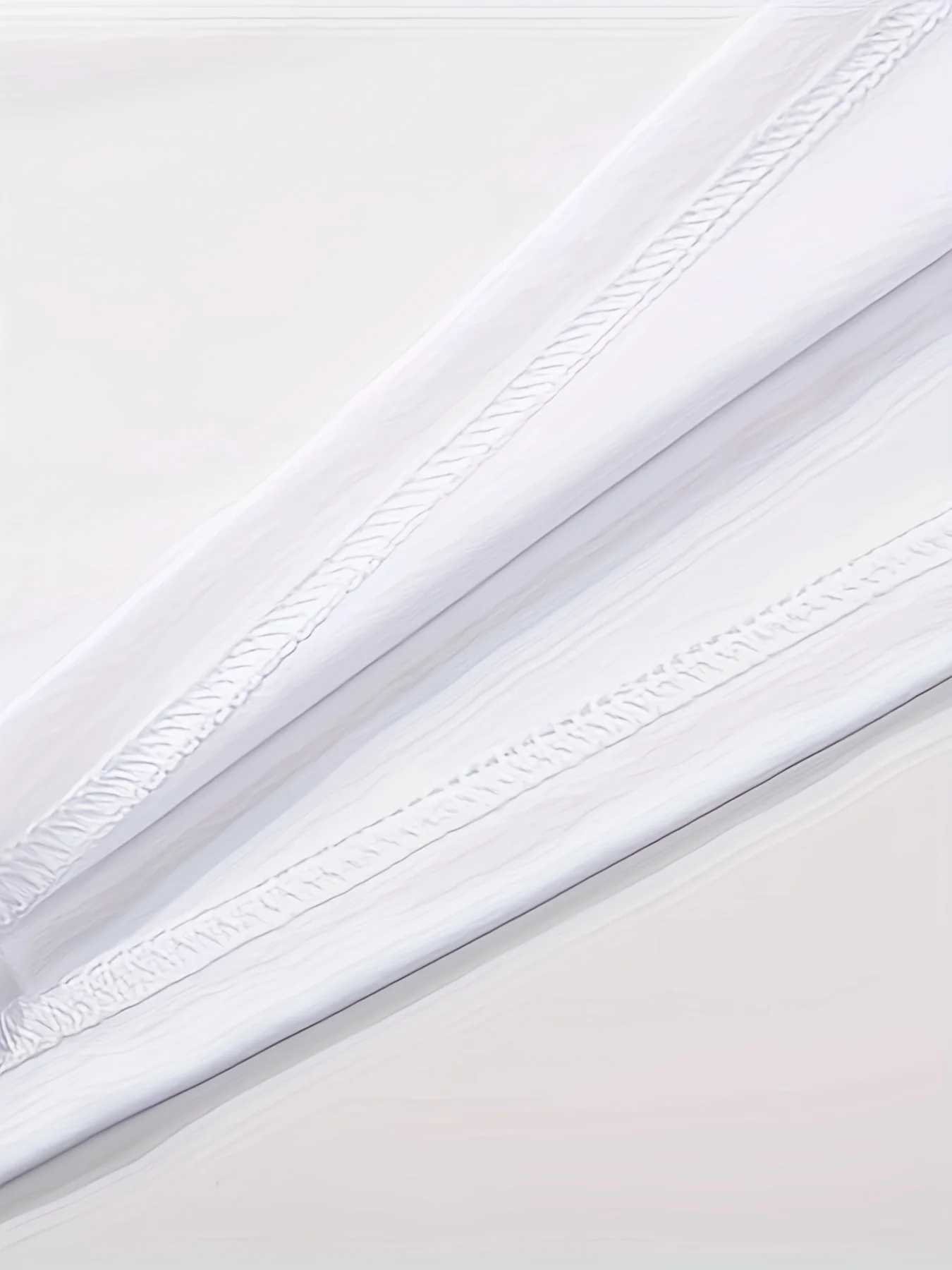 Butterfly Print Summer Womens Casual Crew Neck Short Sleeve T-Shirt Regular Fit Comfortable for Women Daily Wear Clothing M260317