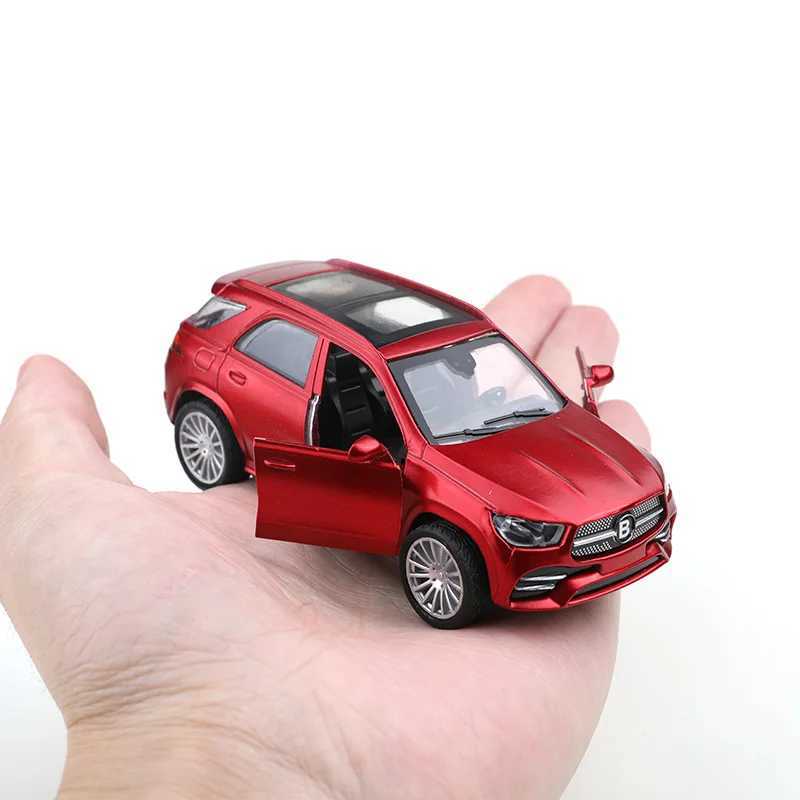 bagged143 Benz GLE Car Alloy Model Car Simulated SUV off-road vehicle childrens alloy car boys toy model car ornaments D260317