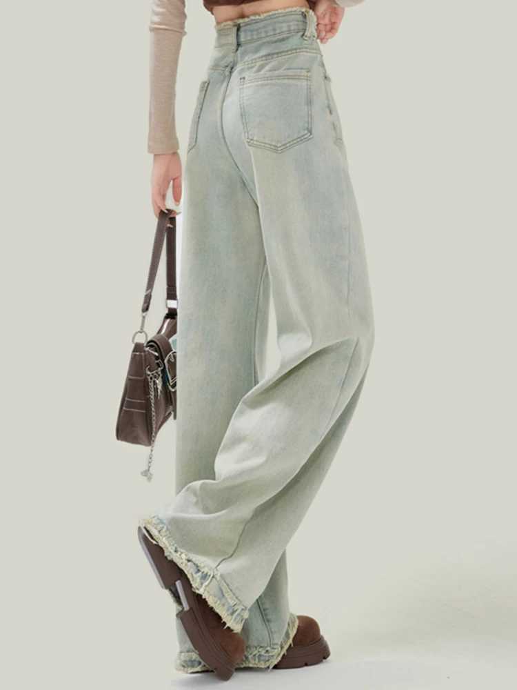 Women High Waist Raw Edge Washed Jeans s Light Color Straight Leg Denim Pants Lady Blue Hong Kong Style Retro Loose Trousers M260317