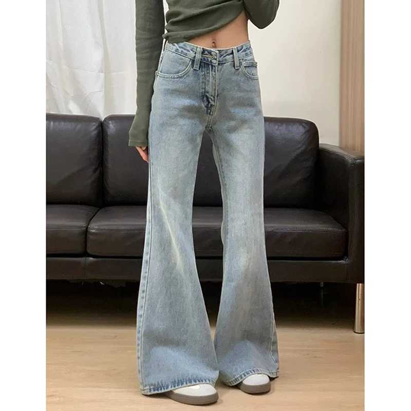 2025 Women Korean Fashion Low Waist Jeans Female Chic Thin Bell Bottom Pants s Retro Straight Leg Denim Trousers M260317
