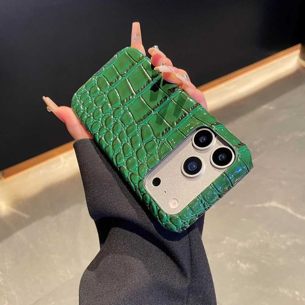 Luxury Advanced Glossy Crocodile Skin Pattern Phone Case For iPhone 17 16 15 14 Plus 13 12 11 Pro Max XS MAS XR Protect Cover C260314