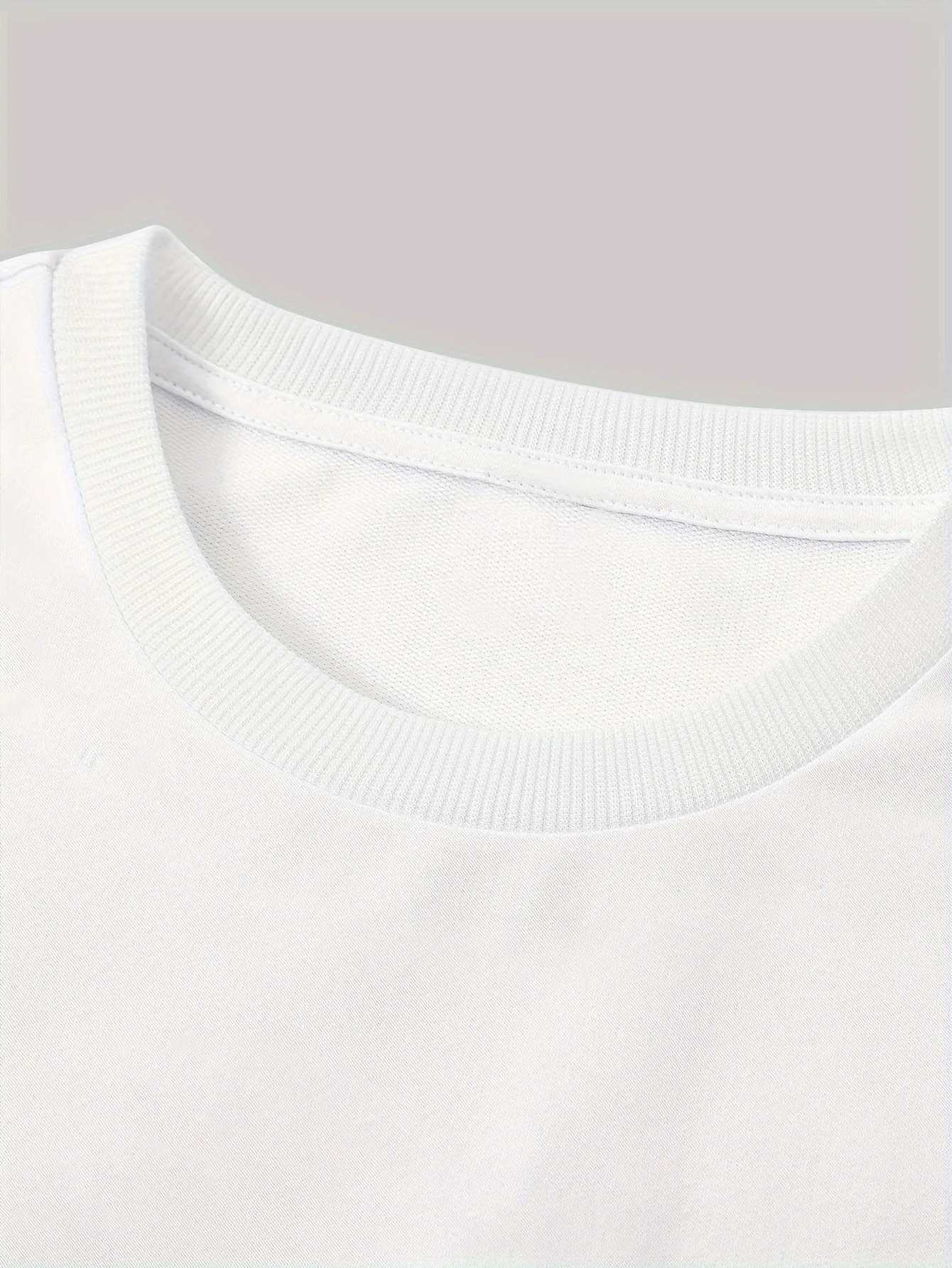 Men Summer Letter-print T-shirt with Round Neckline Street Style Suitable for Summer Casual Wear Trendy an Versatile Looks Great M260317