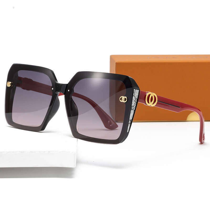New European American Style Large Women, Fashionable And High-End, UV Protection, Trendy Square Frame Sunglasses For Women Chunjinqiuli