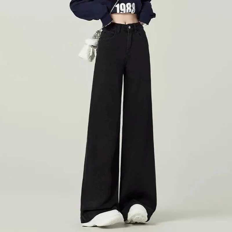 Female Classic Black High Waist Jeans s Ins Fashion Straight Leg Denim Trousers Women Korean Designer Casual Pants M260317