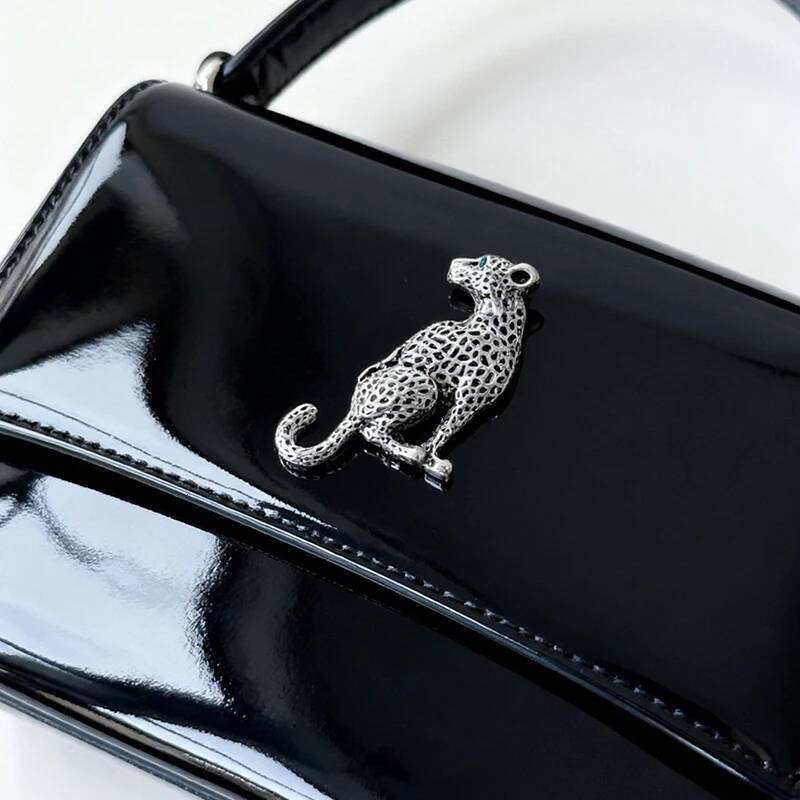 European Trendy Vintage-Style Animal-Print Leopard-Shaped Brooches Fashion-Forward Men Perfect Street Style Parties
