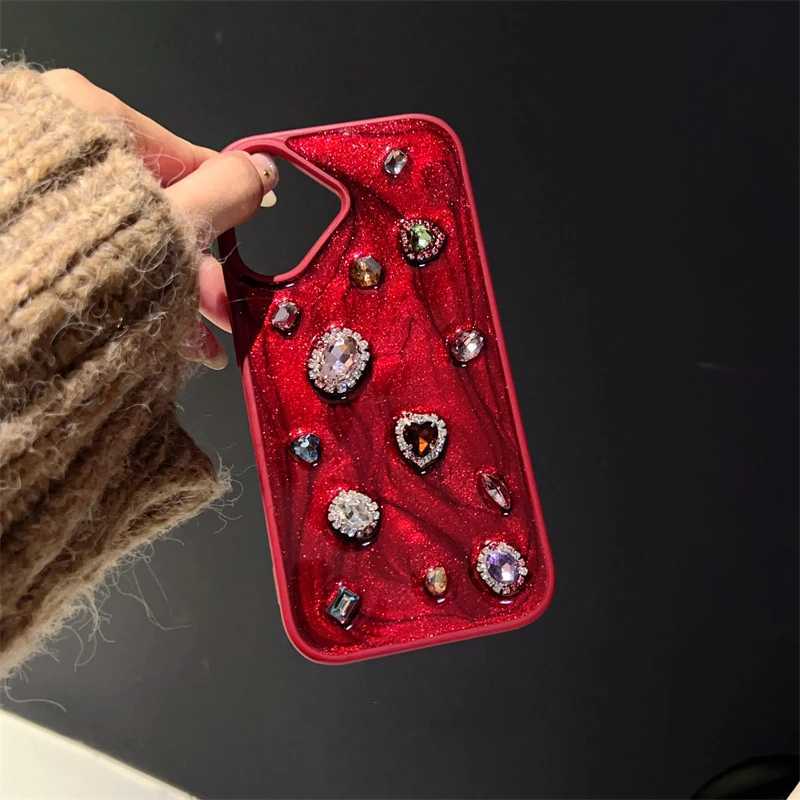 Fashion Luxury Glitter Rhinestone Diamand Phone Case For iPhone 17 16 Pro Max 15 13 14 12 11 Red Silicone Back Cover C260314