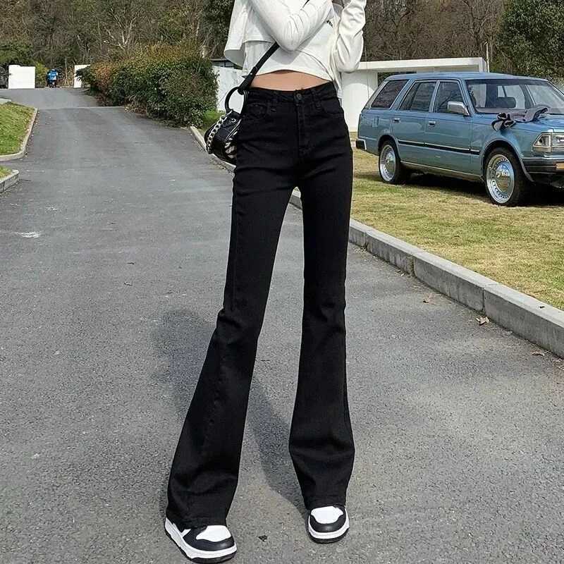 2024 Woman High Waist Vintage Flare Jeans Female Elastic Bell Bottom Pants s Black Brown Deep Blue Light Blue Denim Trousers M260317
