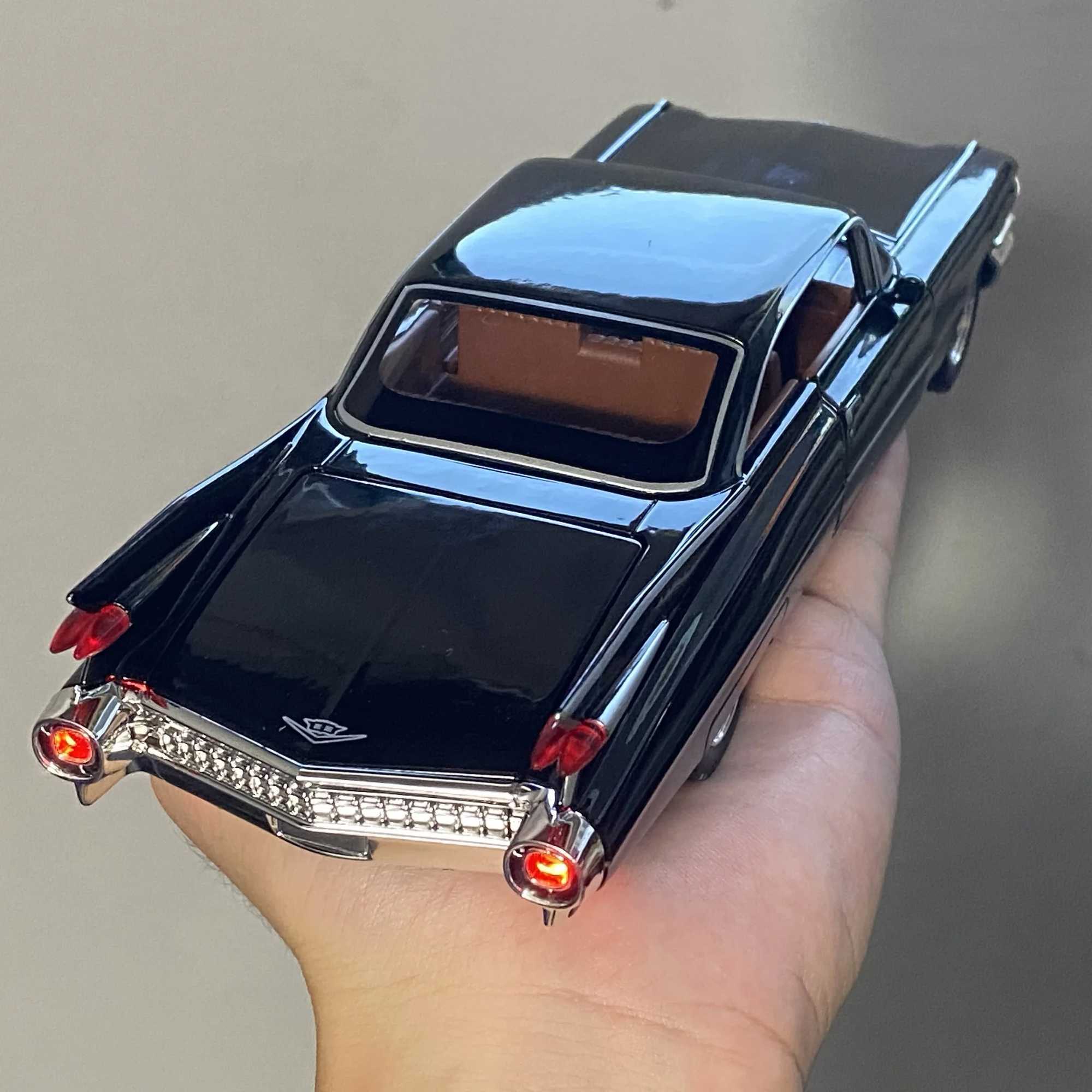 124 Scale Cadillac Eldorado Biarritz 1959 Series 62 Alloy Diecast Metal Model Desktop Ornaments Kids Gift Birthday Present Boys D260317