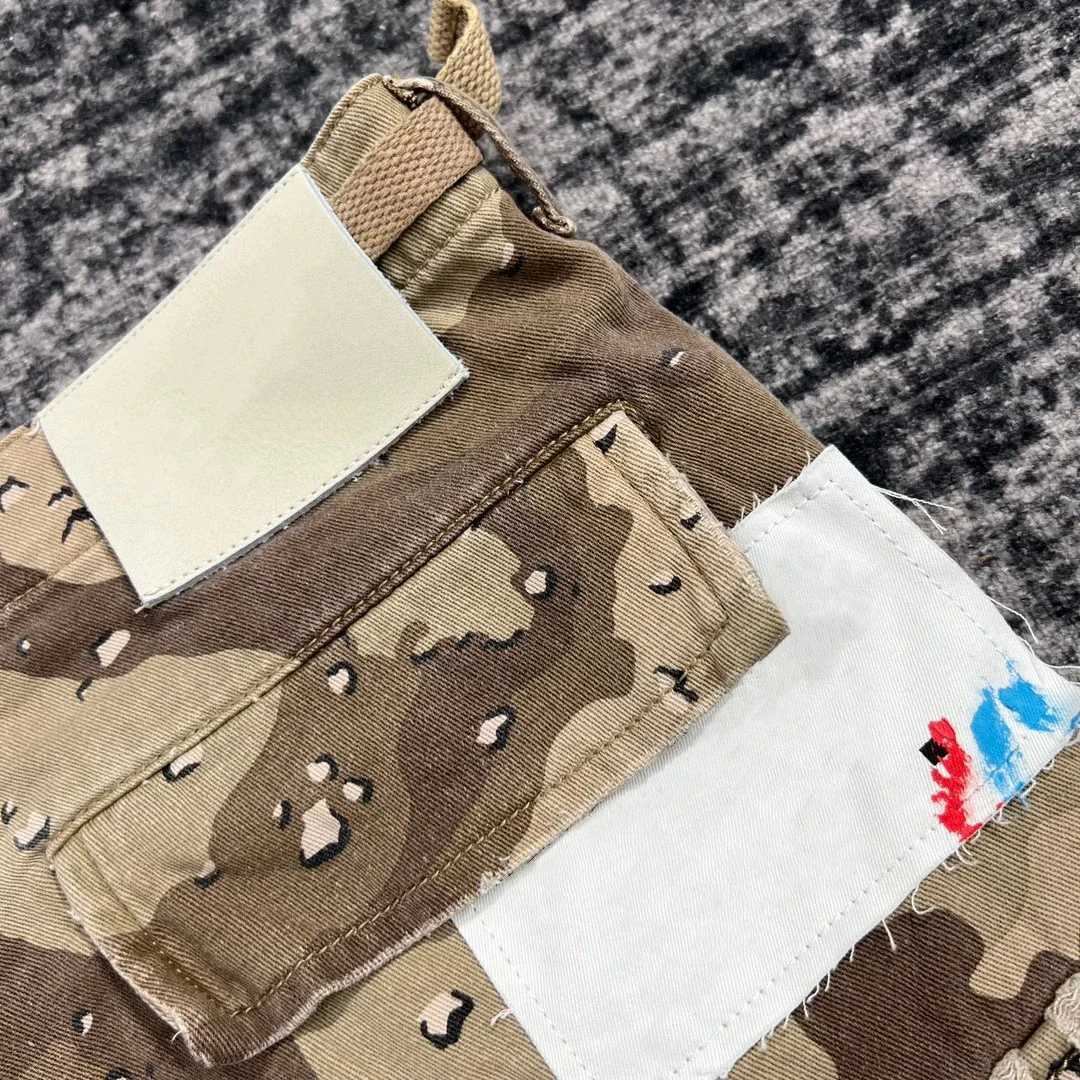 Summer Fashion Camouflage Splicing Leather Letter Washed Retro Kn Jeans Men Women Shorts X260316