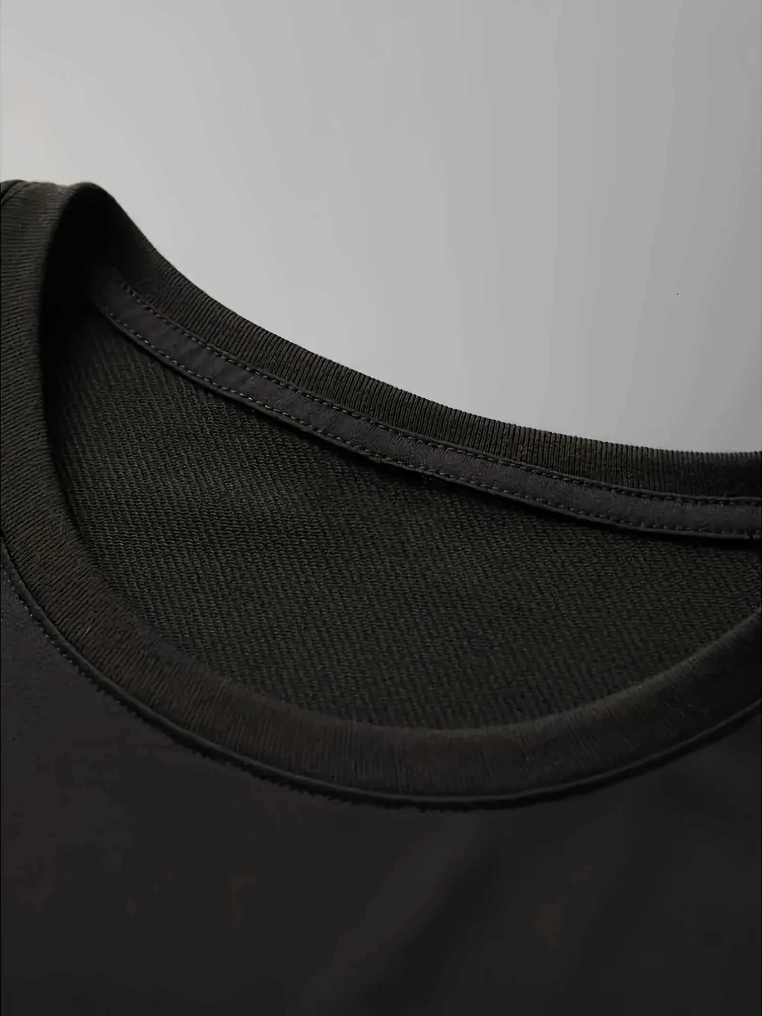 Men New Summer Casual Loose T-shirt 100 Cotton Material Soft Comfortable Fabric Trendy and Fashionable Suitable for Daily Wear M260317