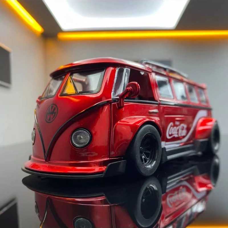 132 T1 Bus Model Sound Light Children Boy Diecast Toy Vehicle Collective Home Decor Metal Miniature Voiture Y260316
