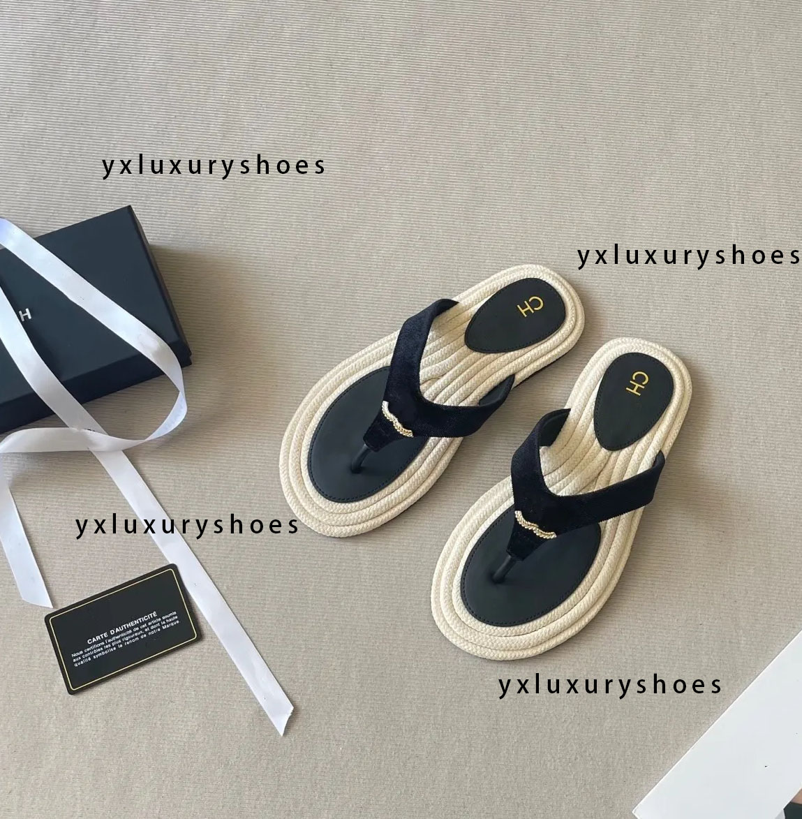 2026SS CC Designer slippers Paris Women's Wide Flat Beach slippers safety ladder CC flip-flops Comfortable woven solebeach casual sandals Women's luxury slippers