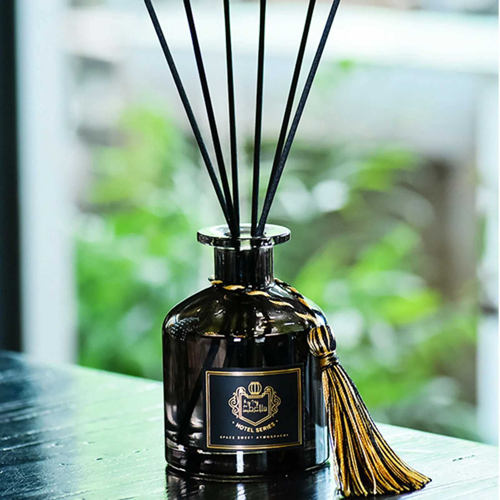 50ml Home Fragrance Diffuser Oil Scented Oil with 6 Diffuser Sticks Gift for Friends Family Members D260317