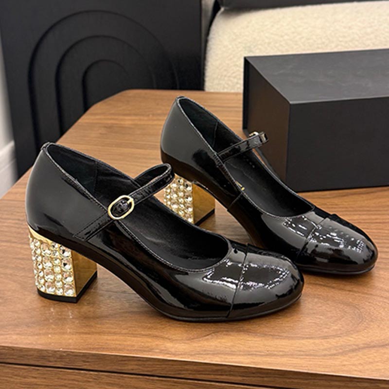 Womens Patent Leather Pearl Mary Jane High Heels Luxury Brand Designer Women Sandals Fashion Summer New Mary Jane Shoes