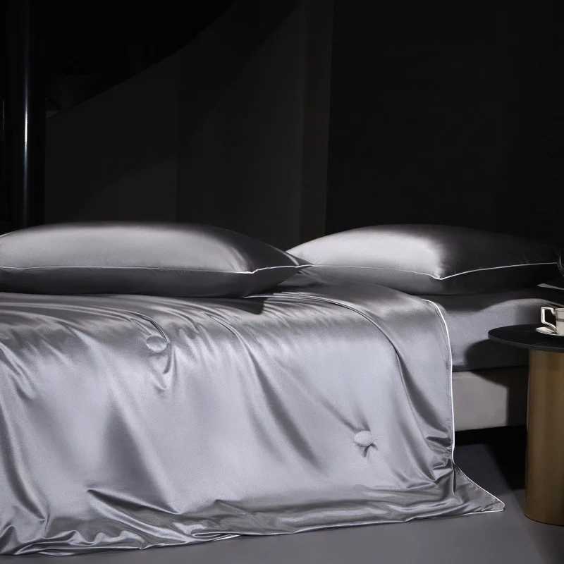 New light luxury cool feeling ice silk summer cool quilt four-piece machine washable air conditioner quilt washed silk quilt D260317