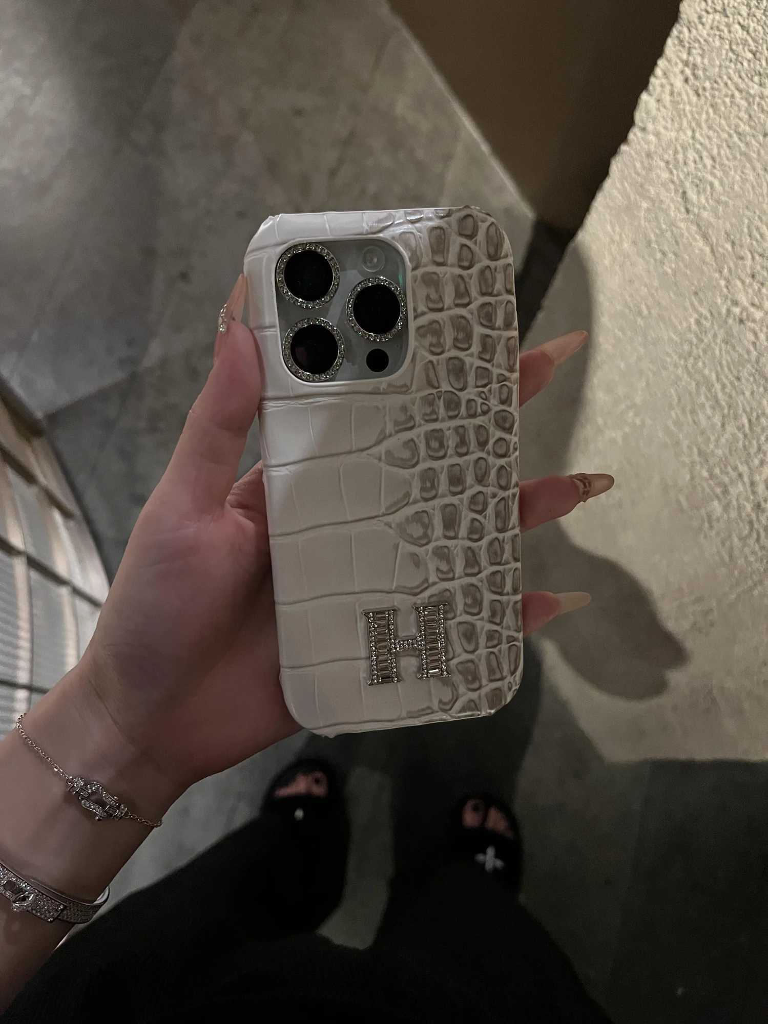 Light luxury crocodile leather rhinestone 16prax phone case iphone15 new iphone15pro advanced sense C260314