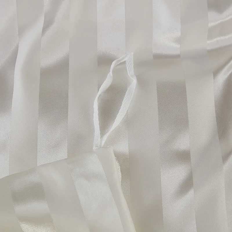 Satin Faux Silk Striped Duvet Cover Set High-Quality Solid Smooth Summer Cooling Comforter Sets Adult Soft Bedclothes for Home D260317