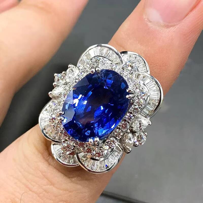 T0998 Flower Cocktail Ring 18K Solid Gold Sapphire Oval Cut Prong Setting Womens Engagement Fine Rings