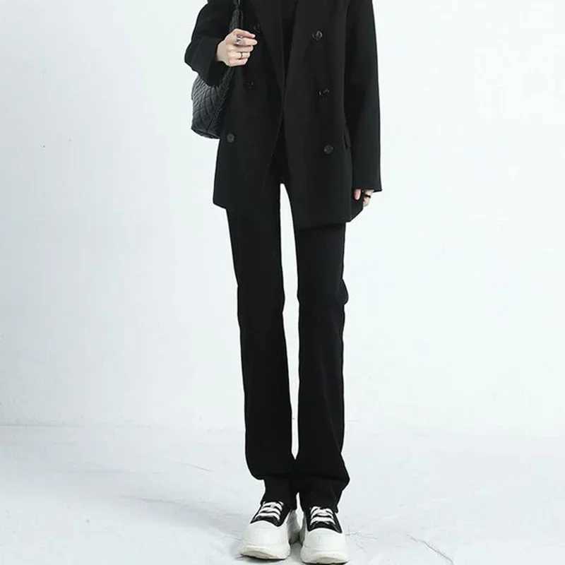 Woman High Waist Vintage Streetwear Wide Leg Jeans Female Designer Straight Leg Pants s Fashion Wild Black Denim Trousers M260317